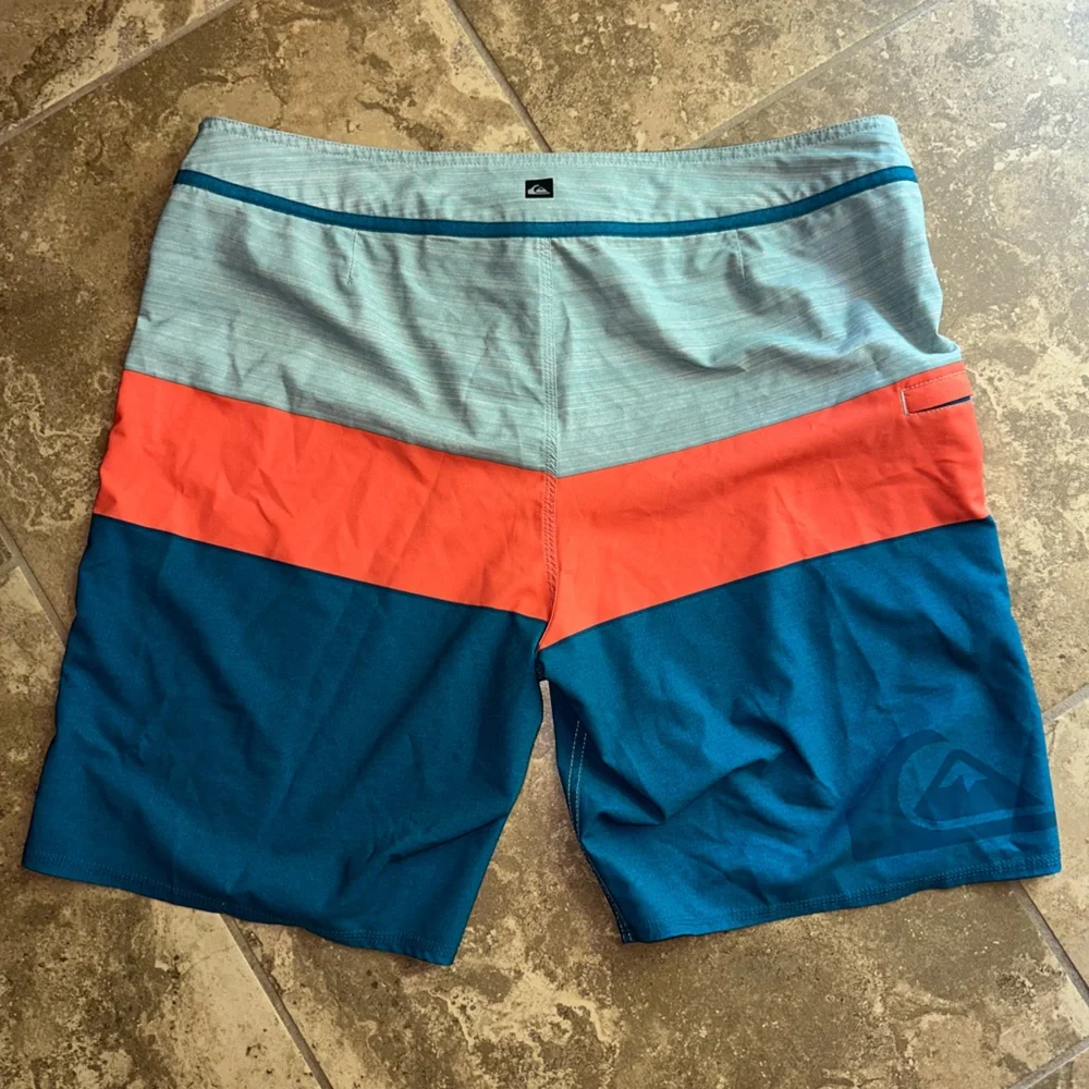 Quiksilver Blue and Orange Board Shorts Quick-Dry Swimwear